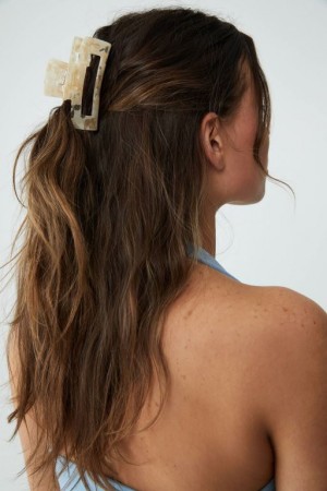 Cotton On Amber Hair Claw Women's Hair Accessories White | u6pTRDB5kIc