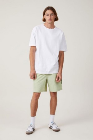 Cotton On Parachute Field Men's Shorts Matcha | 7M6MB9GSRow