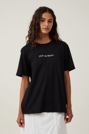 Cotton On Regular Fit Graphic Women's Graphic T-Shirts Black | KNJhPz3qtw1