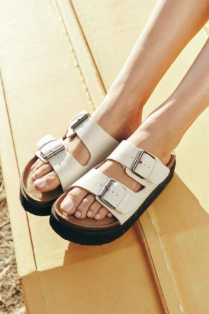 Cotton On Rex Flatform Buckle Slide Women's Sandals Ecru | Qq543x1lijW